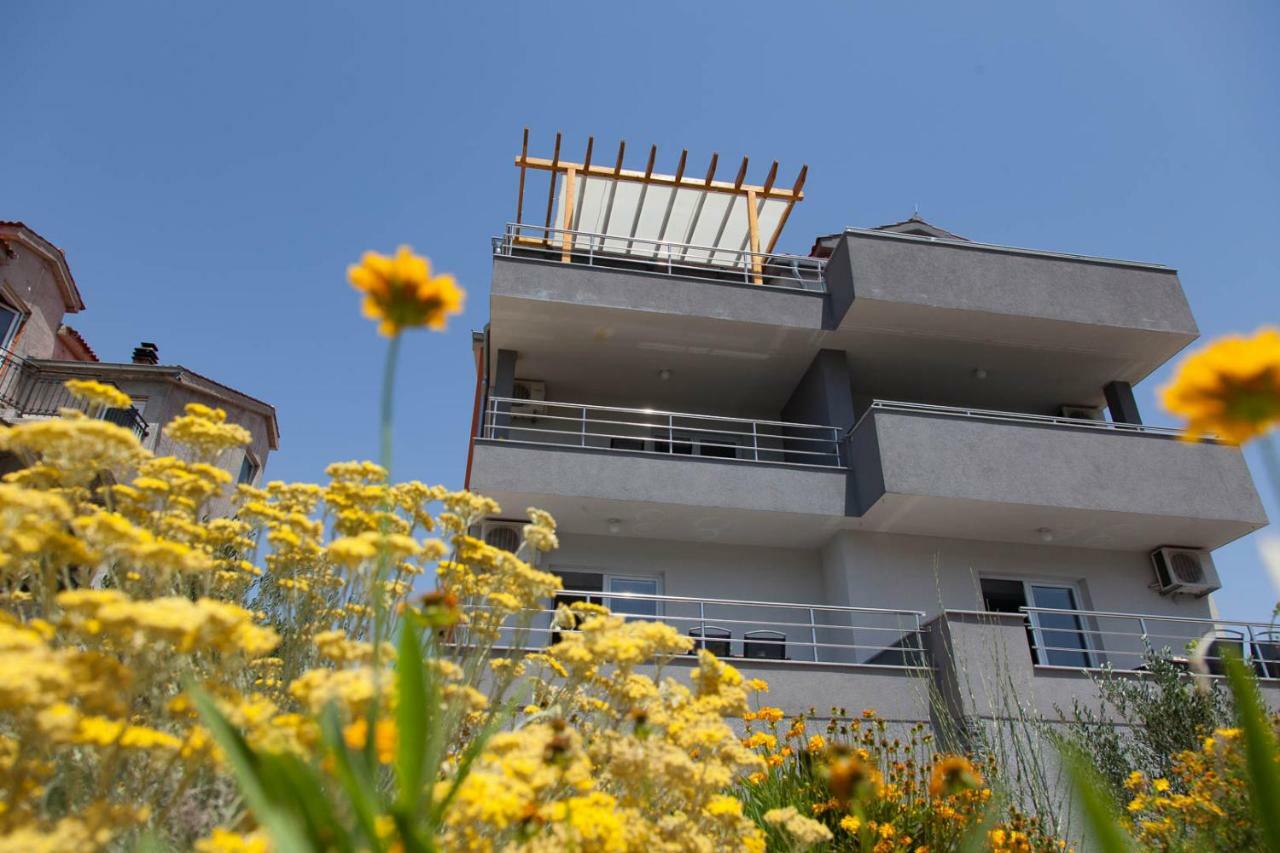 Apartments Timbar Grebaštica Eksteriør bilde