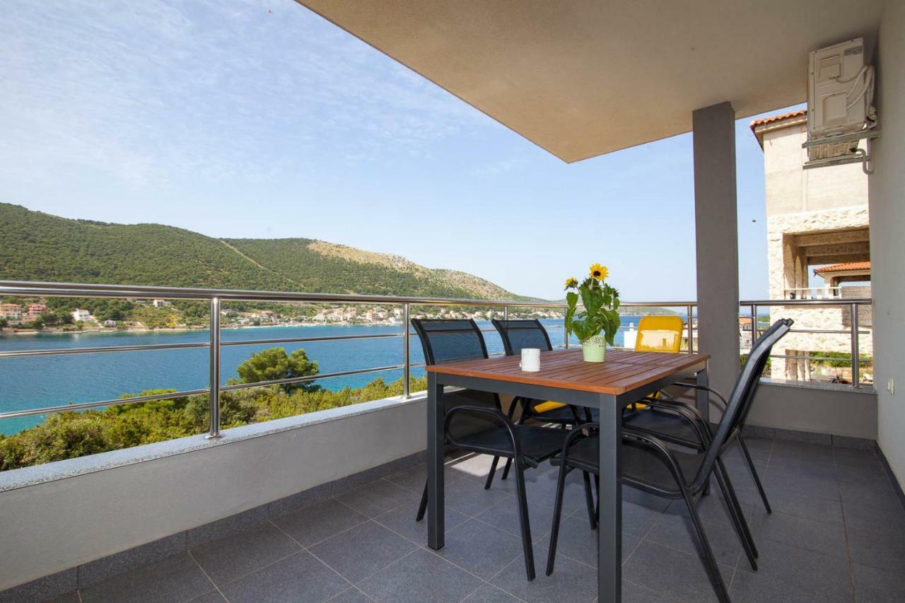 Apartments Timbar Grebaštica Eksteriør bilde